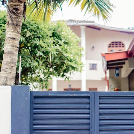 4Ty Two Homestay Galle Eksteriør billede