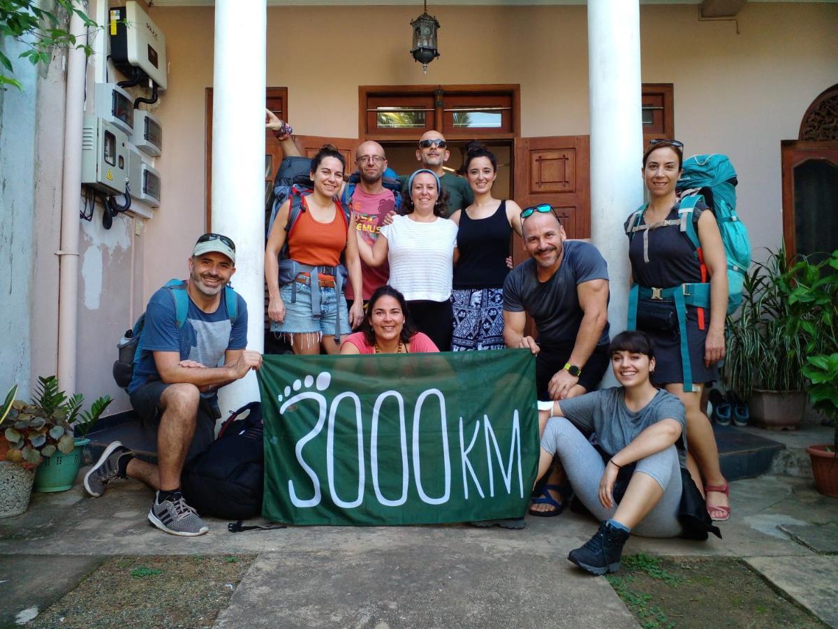 4Ty Two Homestay Galle Eksteriør billede