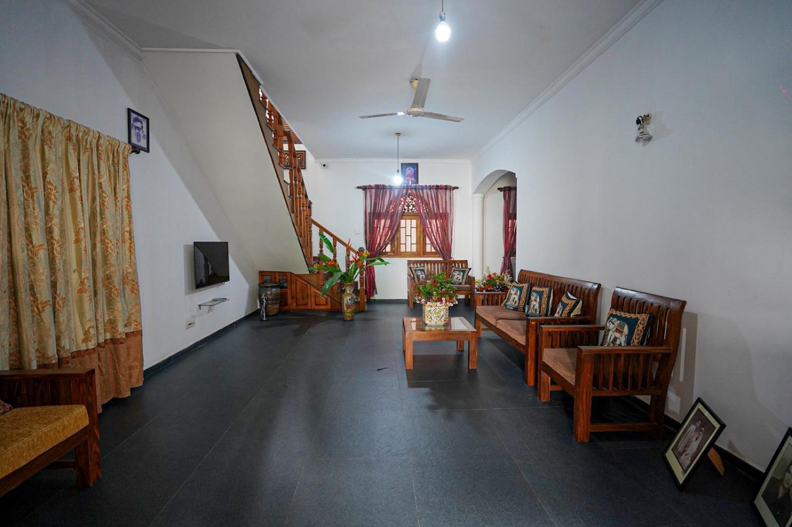 4Ty Two Homestay Galle Eksteriør billede
