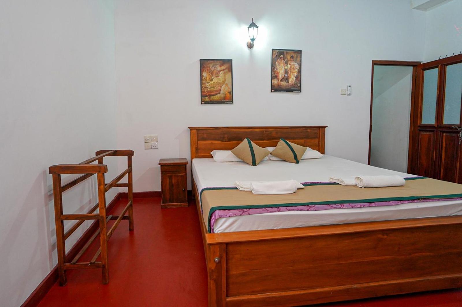 4Ty Two Homestay Galle Eksteriør billede