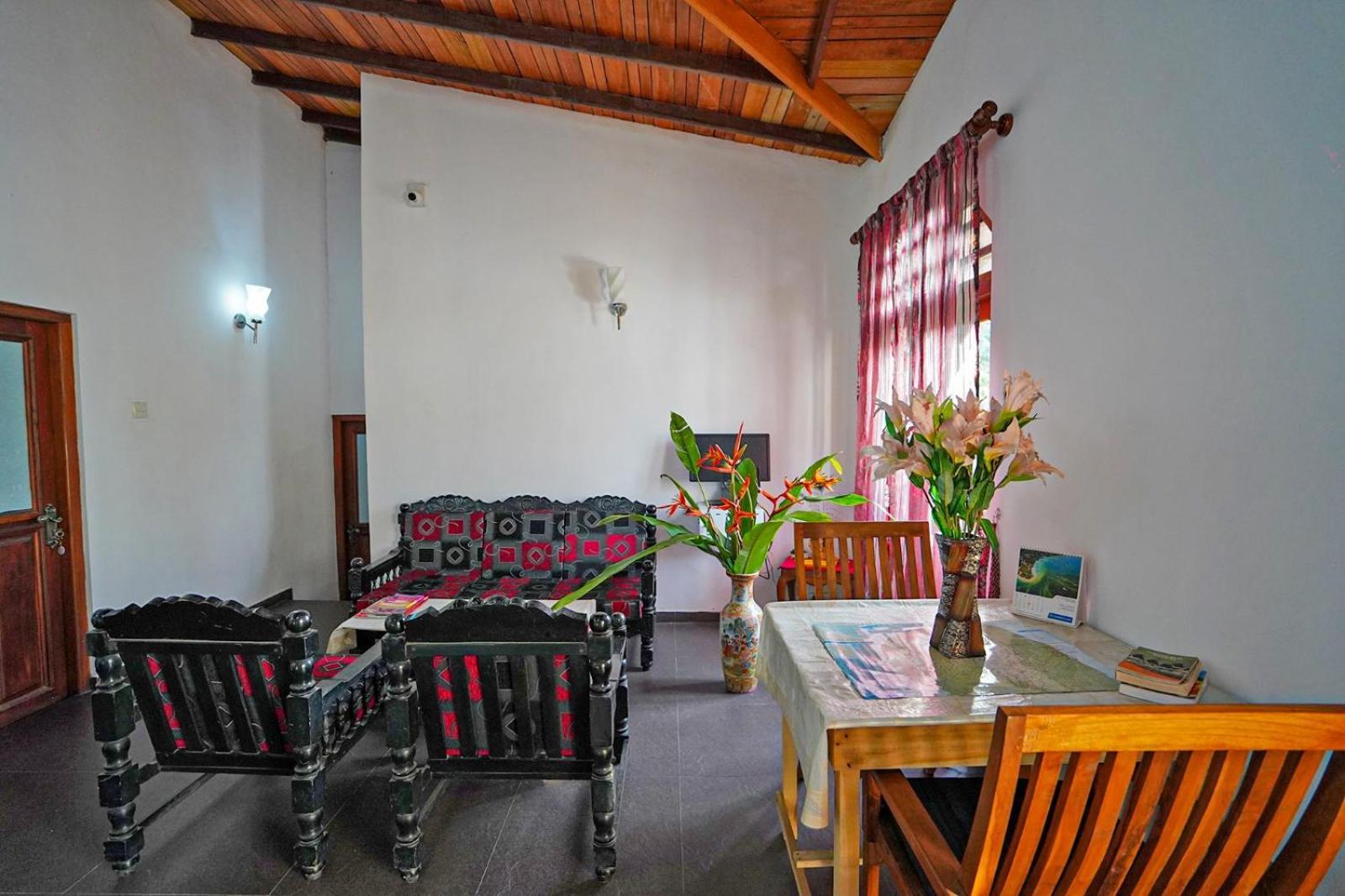 4Ty Two Homestay Galle Eksteriør billede
