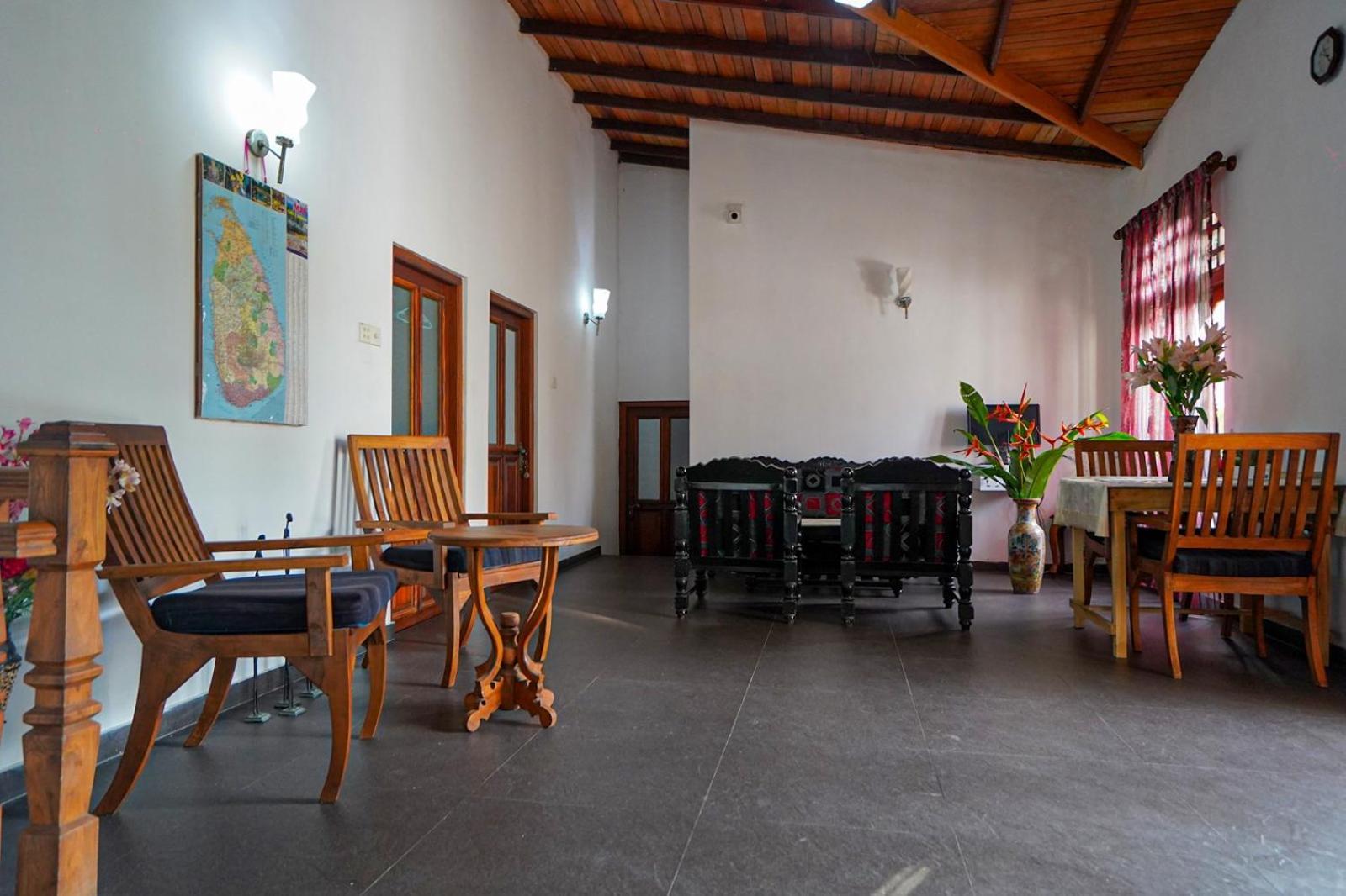 4Ty Two Homestay Galle Eksteriør billede