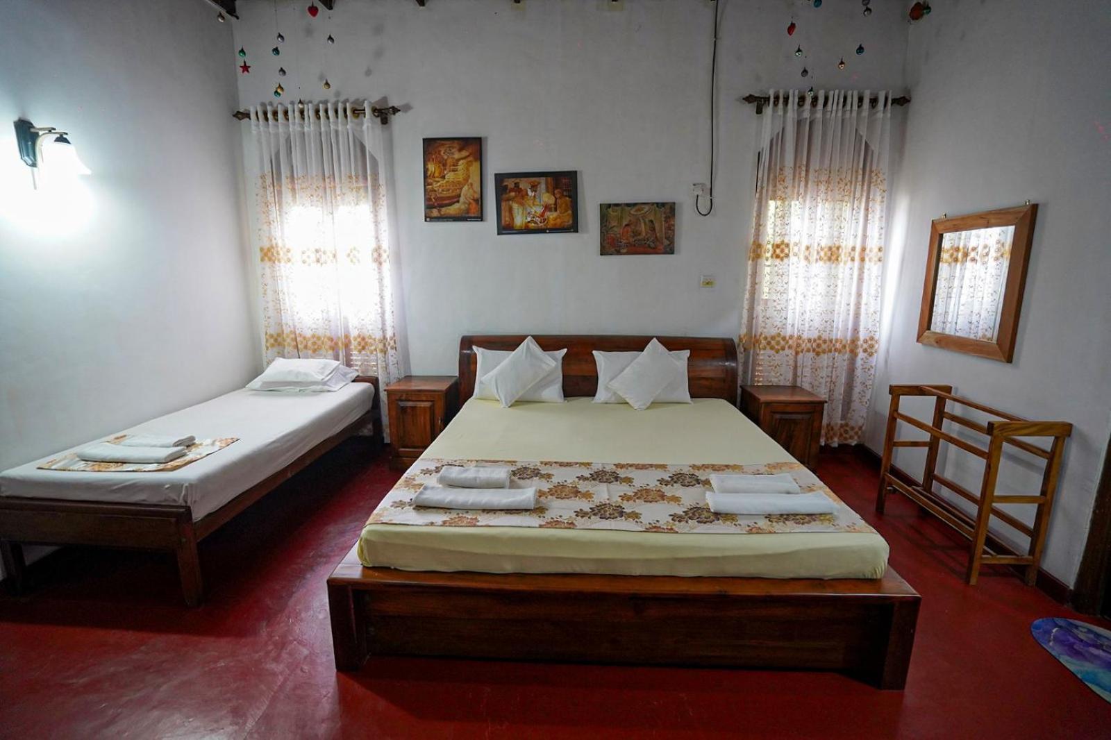 4Ty Two Homestay Galle Eksteriør billede
