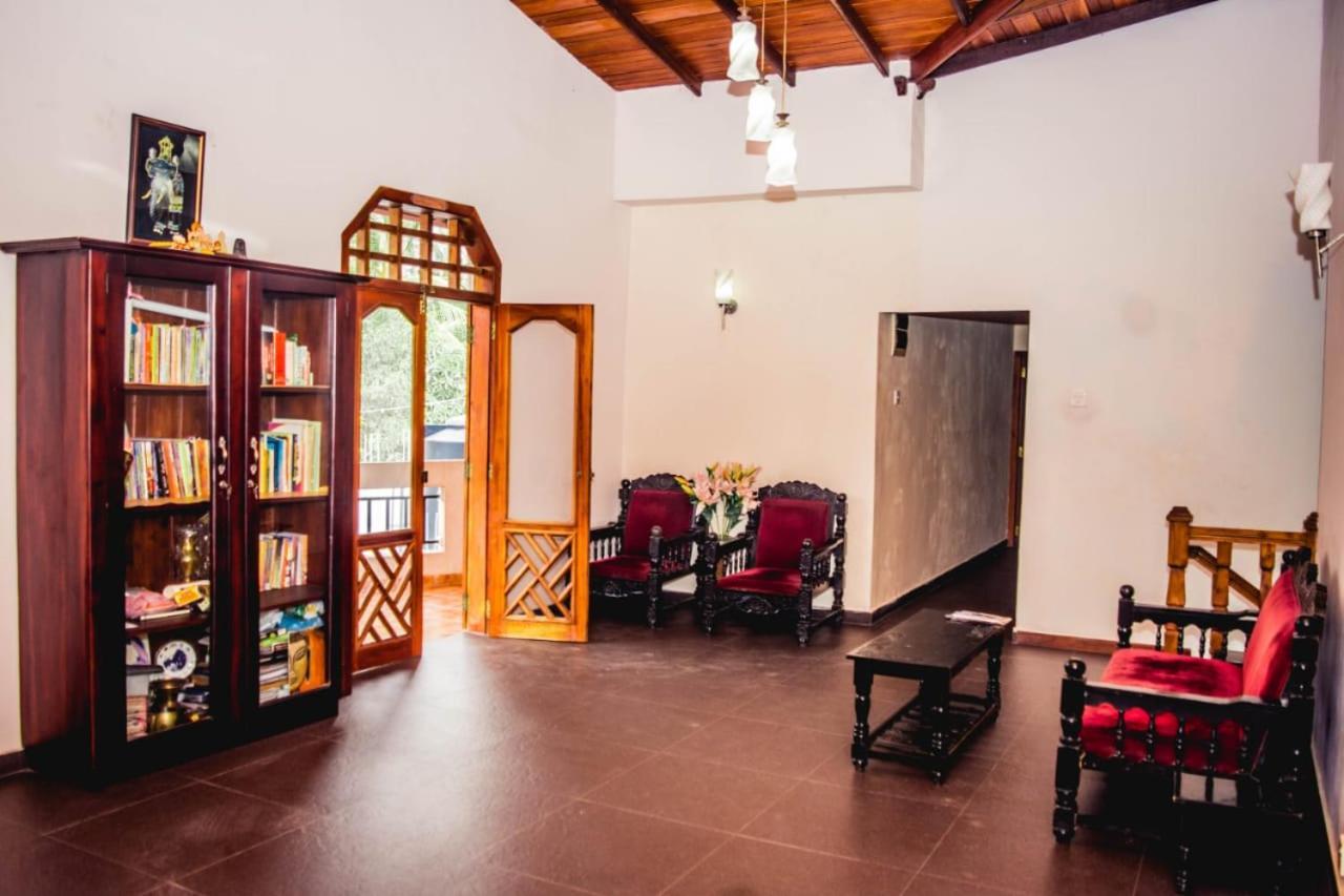 4Ty Two Homestay Galle Eksteriør billede