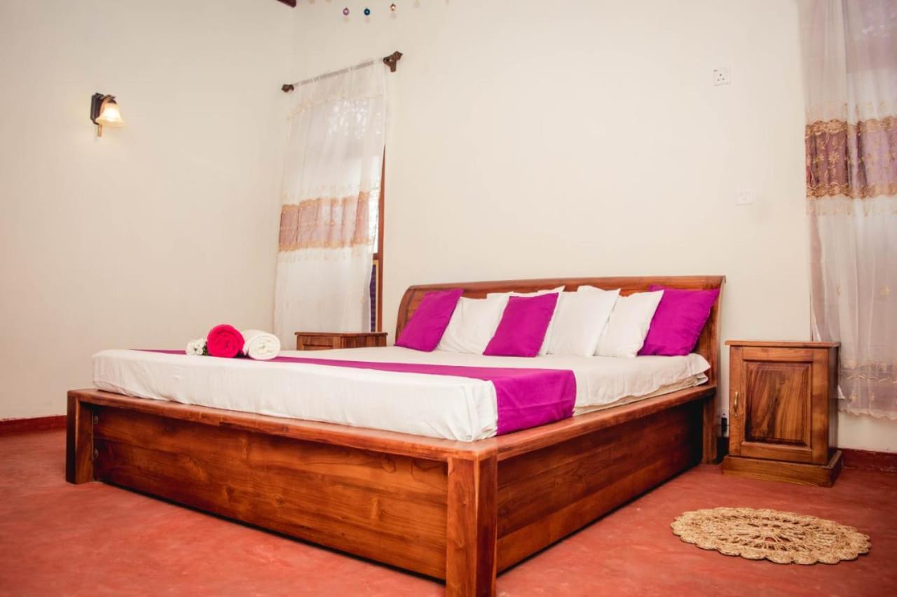 4Ty Two Homestay Galle Eksteriør billede
