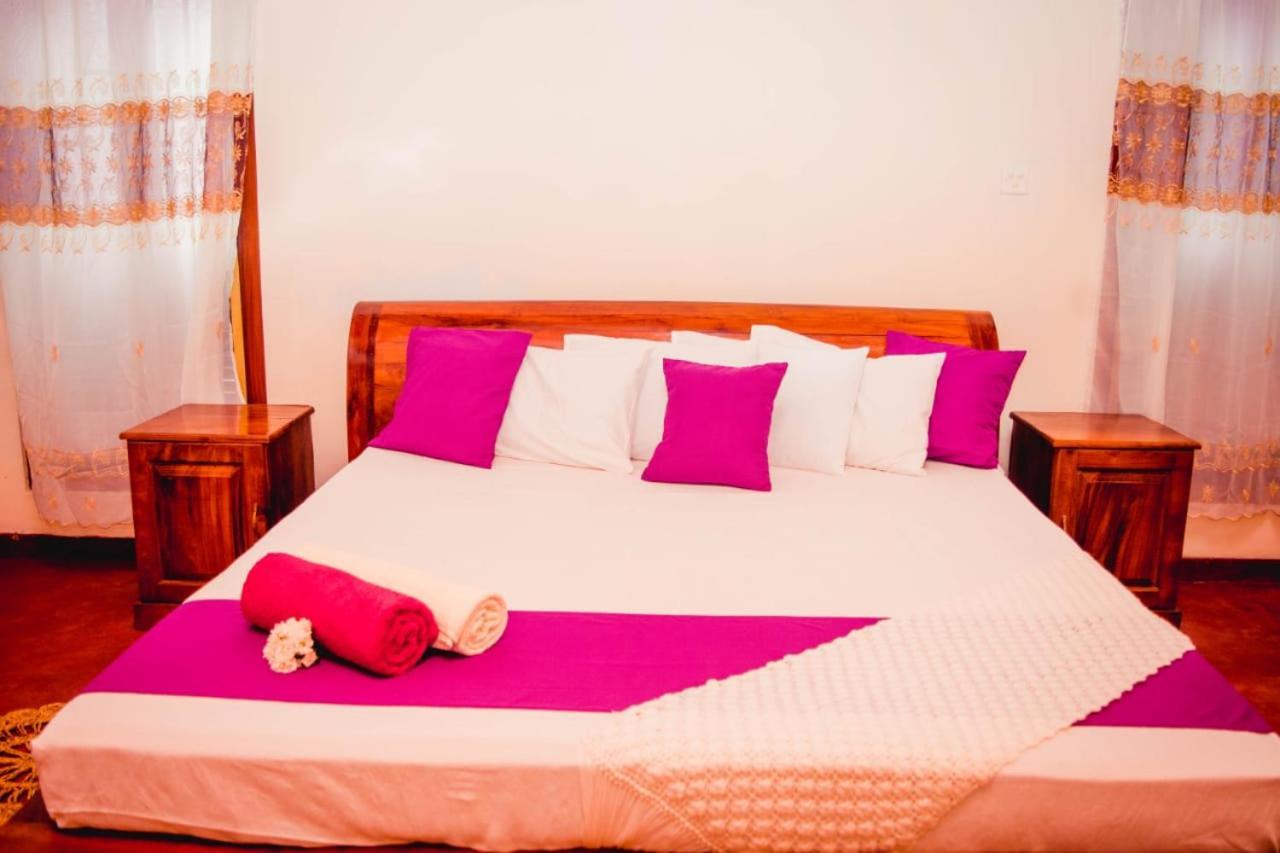 4Ty Two Homestay Galle Eksteriør billede